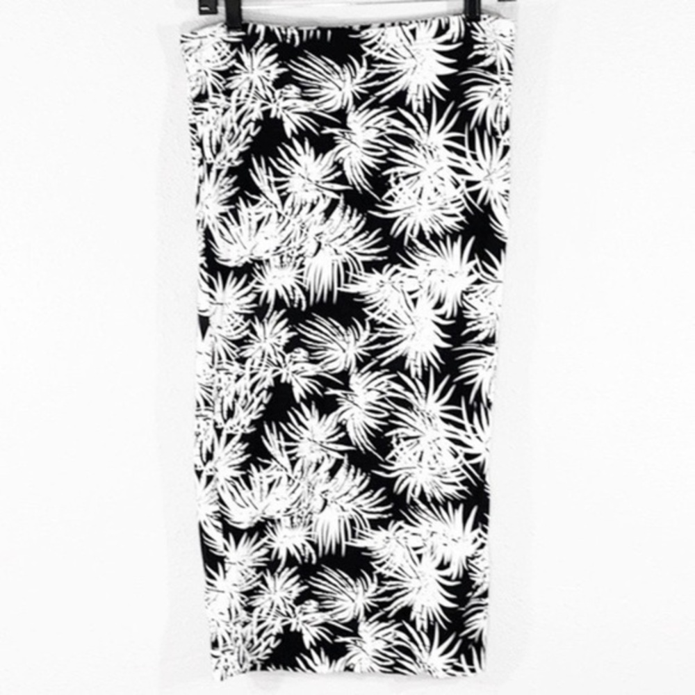 NWT i jeans by Buffalo black white palm print midi pencil skirt Large L Z24